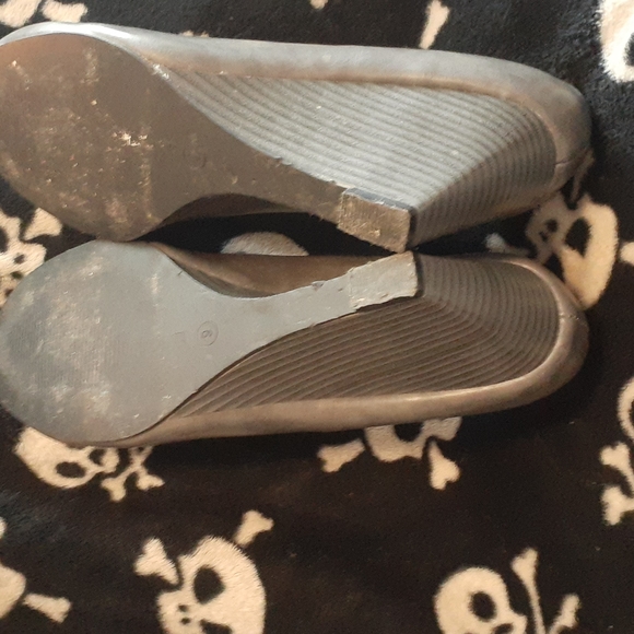 2/$10 Grey leather look Wedges bundle and save - Picture 2 of 5